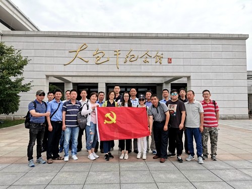 長運二公司黨支部開展主題黨日活動